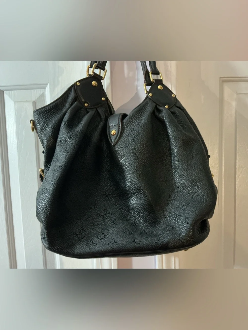 Authentic Louis Vuitton Mahina Hobo Bag